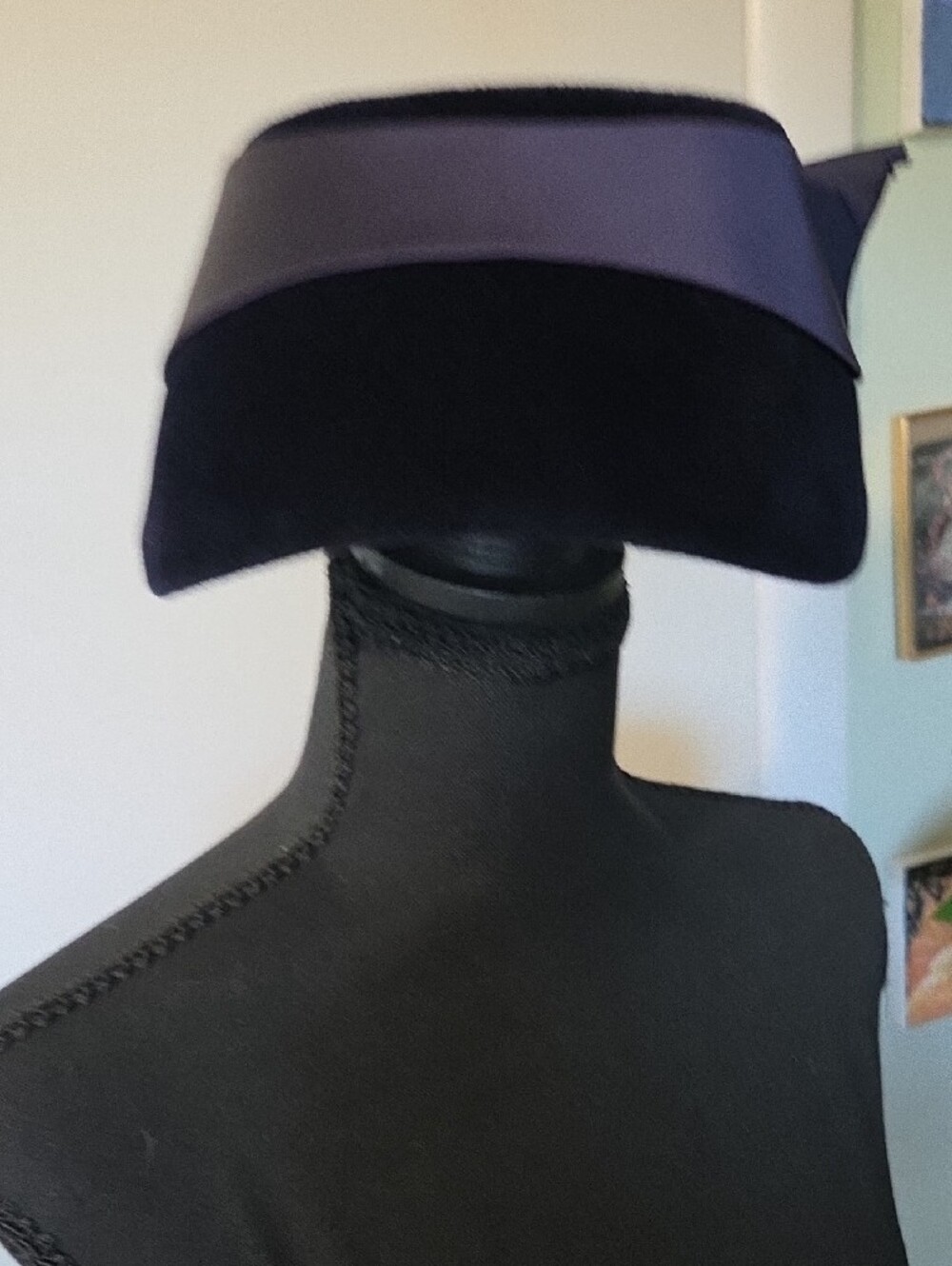 Vintage 1950s Navy Velvet Pillbox Hat Raphael Weill The White House SF - Picture 4 of 4